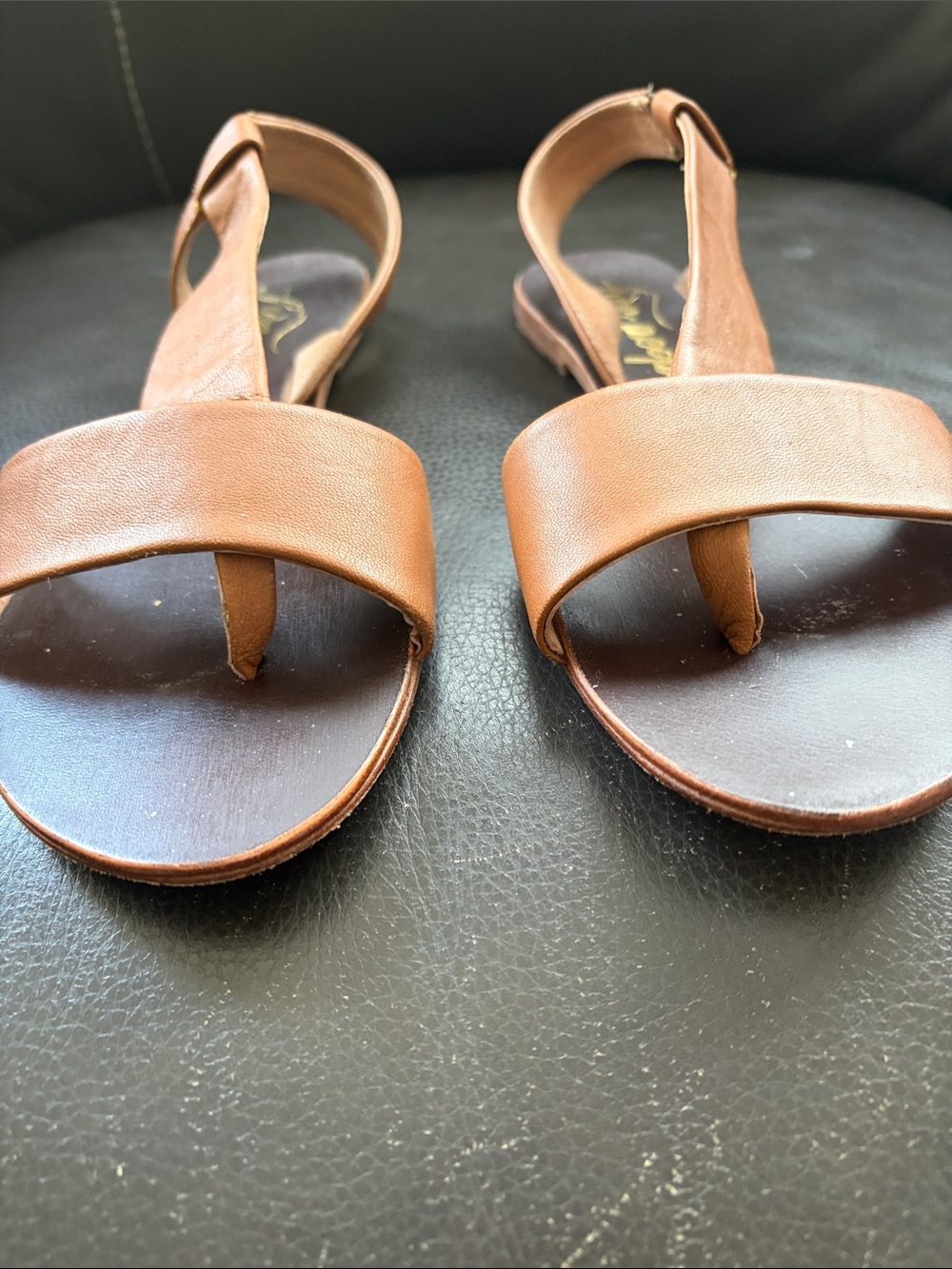 Free People Tan Brown Leather Toe-Loop Sandals